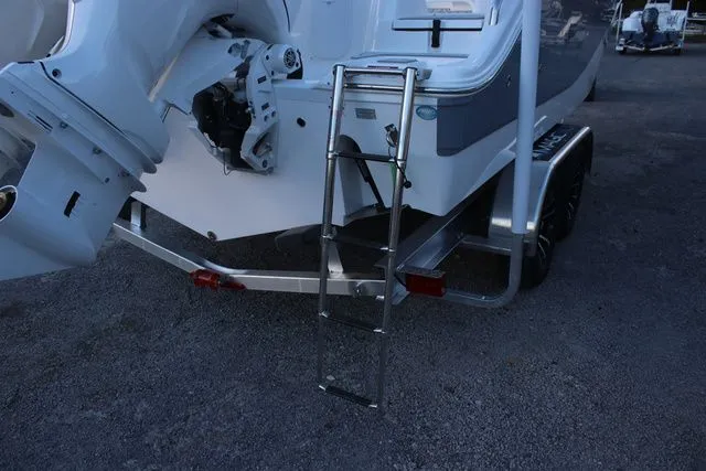 Slide: The Image of Sea Fox 268 Commander 2026 - 4