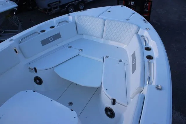 Slide: The Image of Sea Fox 268 Commander 2026 - 6