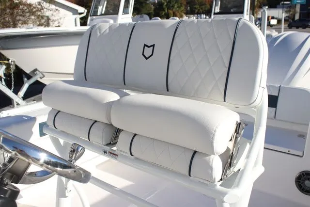 Slide: The Image of Sea Fox 248 Commander 2026 - 10