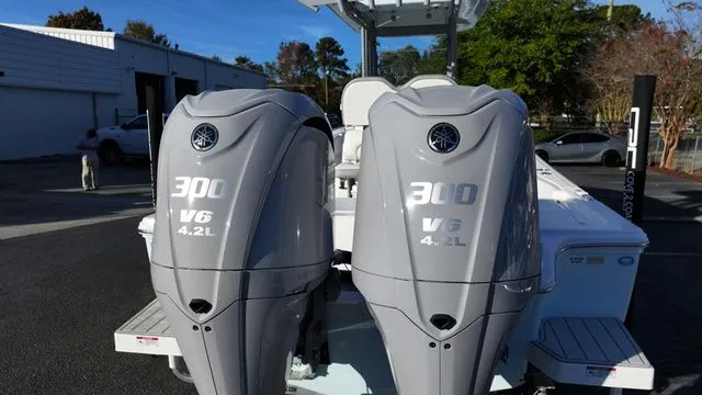 Slide: The Image of Sea Fox Hybrid LT 282 LT 2026 - 3