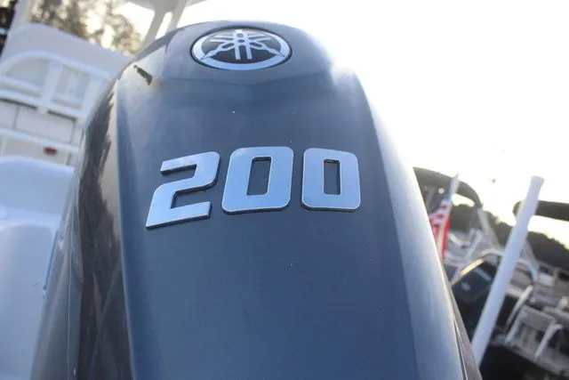 Slide: The Image of Sea Fox 228 Commander 2026 - 10