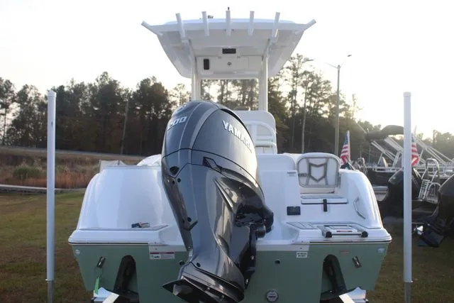 Slide: The Image of Sea Fox 228 Commander 2026 - 11