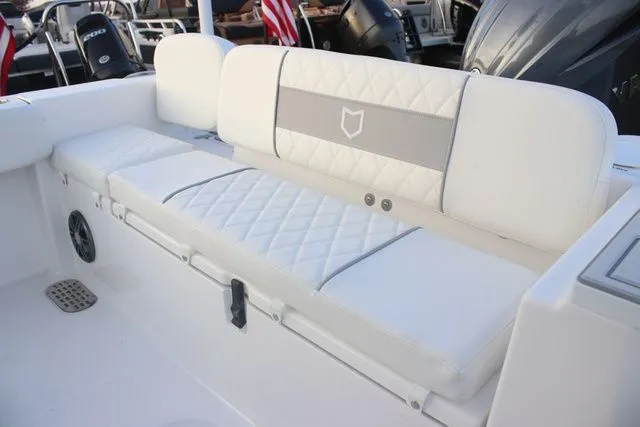 Slide: The Image of Sea Fox 228 Commander 2026 - 23