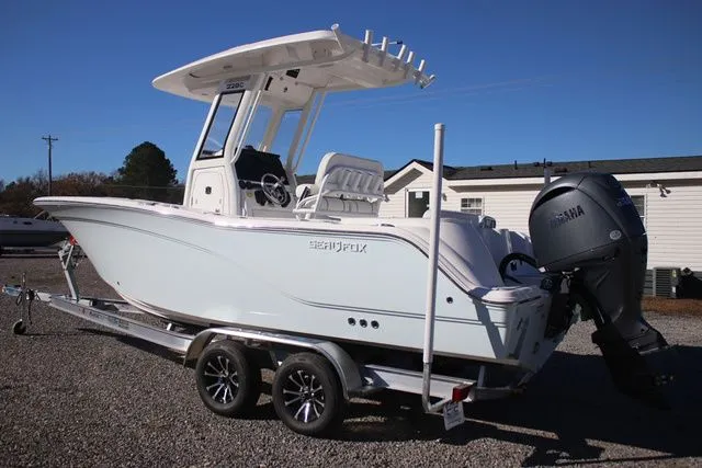 Slide: The Image of Sea Fox 228 Commander 2026 - 5