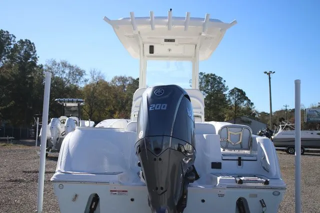 Slide: The Image of Sea Fox 228 Commander 2026 - 6