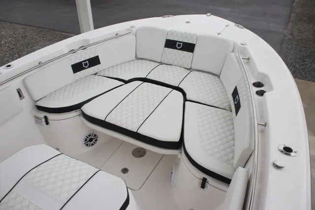 Slide: The Image of Sea Fox 288 Commander 2026 - 23