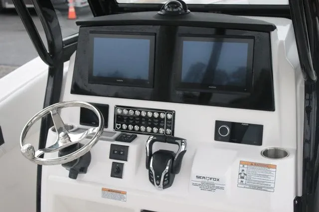 Slide: The Image of Sea Fox 288 Commander 2026 - 8