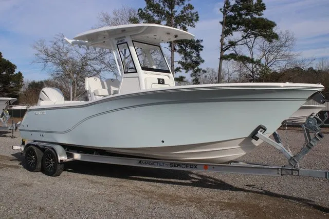 Slide: The Image of Sea Fox 248 Commander 2026 - 3