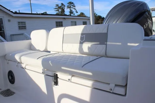 Slide: The Image of Sea Fox 228 Commander 2026 - 12