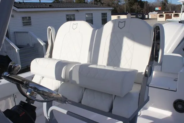 Slide: The Image of Sea Fox 248 Commander 2026 - 10