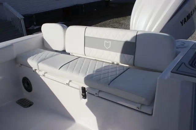 Slide: The Image of Sea Fox 248 Commander 2026 - 15