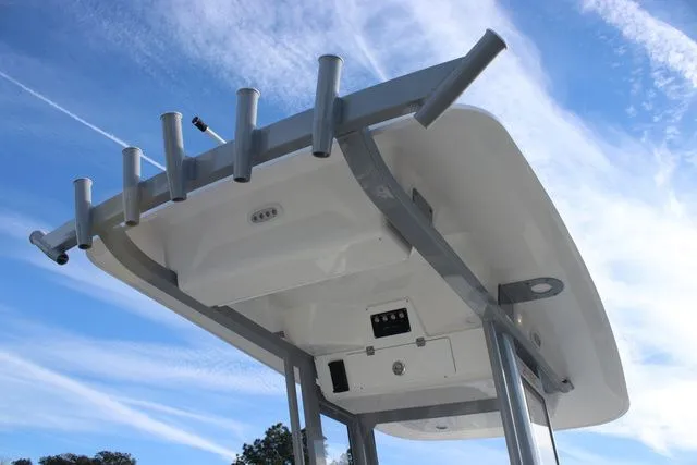 Slide: The Image of Sea Fox 248 Commander 2026 - 17