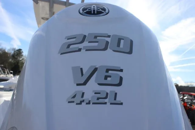 Slide: The Image of Sea Fox 248 Commander 2026 - 8