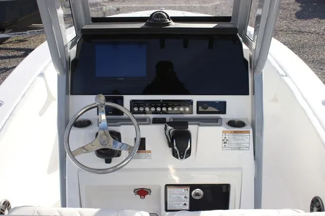 Slide: The Image of Sea Fox 248 Commander 2026 - 9