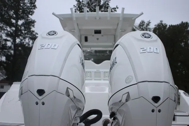 Slide: The Image of Sea Fox Commander 268 2026 - 5