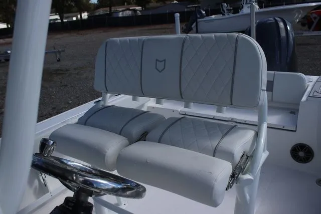 Slide: The Image of Sea Fox 248 Commander 2026 - 14