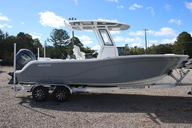 Slide: The Image of Sea Fox 248 Commander 2026 - 3