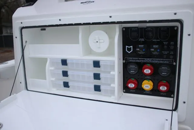 Slide: The Image of Sea Fox 288 Commander 2026 - 13