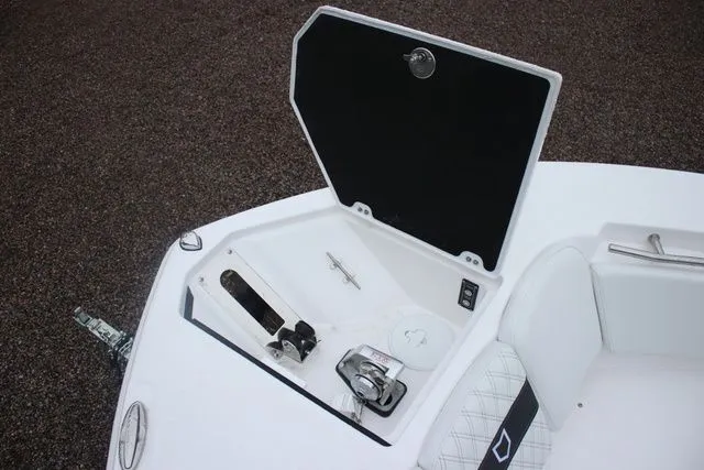 Slide: The Image of Sea Fox 288 Commander 2026 - 9