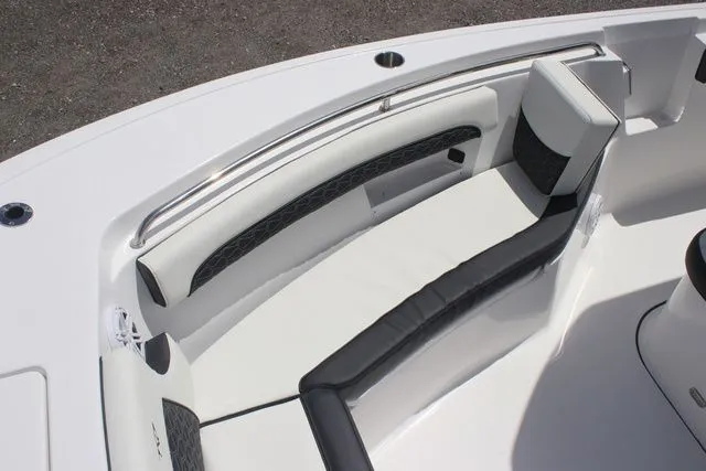 Slide: The Image of Tidewater 232 LXF 2026 - 14