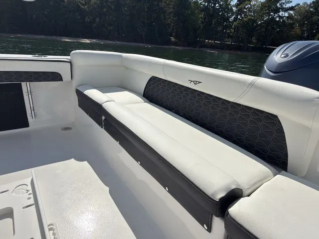 Slide: The Image of Tidewater LXF 220 2026 - 11