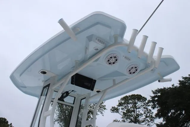 Slide: The Image of Tidewater 232 CC Adventure 2026 - 19