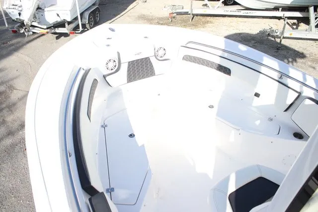 Slide: The Image of Tidewater CC Adventure 220 2026 - 9