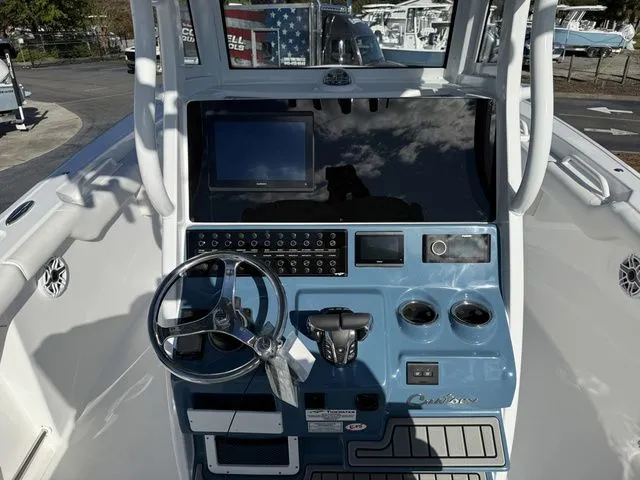 Slide: The Image of Tidewater 272 CC Adventure 2026 - 12