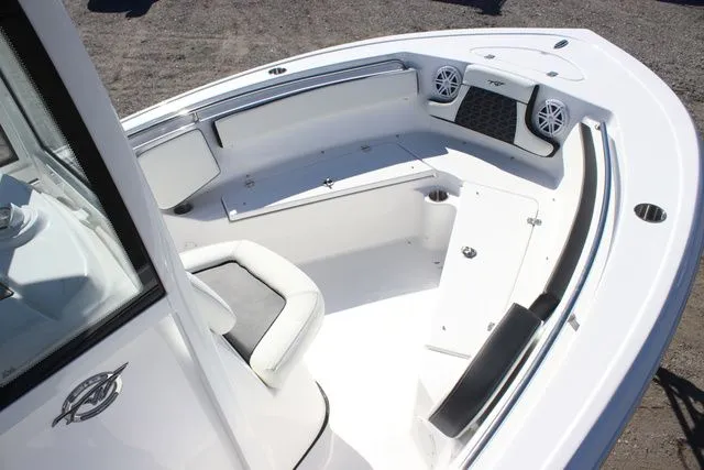 Slide: The Image of Tidewater 210 LXF 2026 - 7