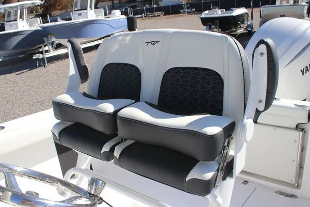 Slide: The Image of Tidewater 232 CC Adventure 2026 - 17