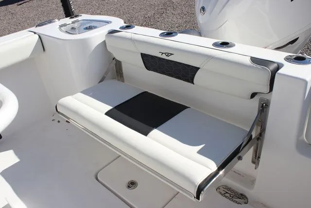 Slide: The Image of Tidewater 232 CC Adventure 2026 - 20