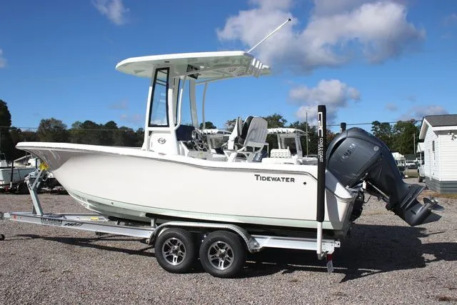 Slide: The Image of Tidewater LXF 220 2026 - 4