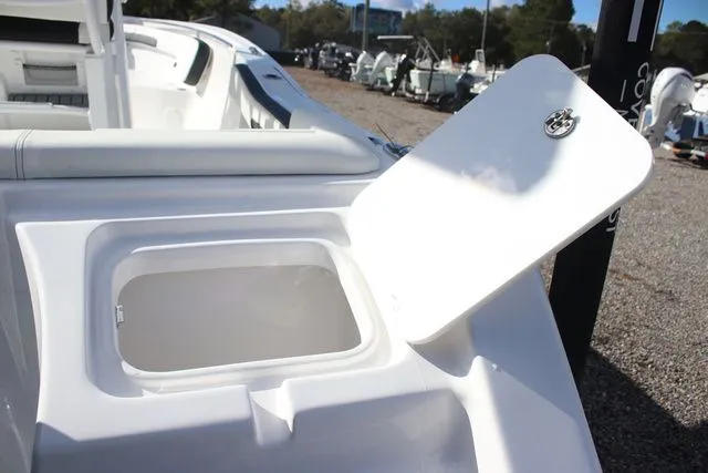 Slide: The Image of Tidewater LXF 220 2026 - 8