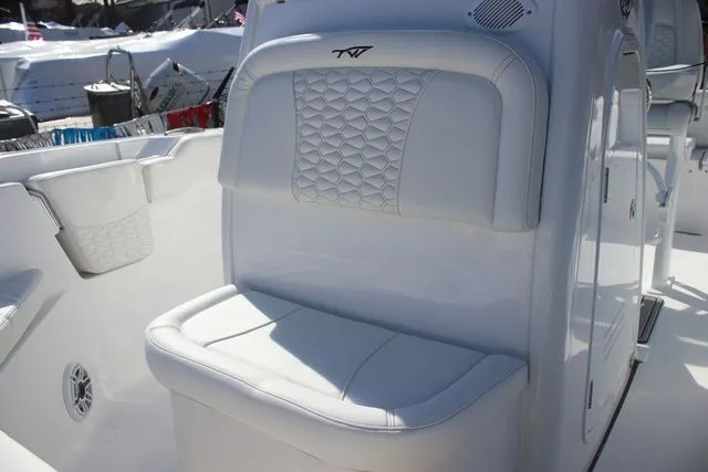 Slide: The Image of Tidewater 232 LXF 2026 - 11