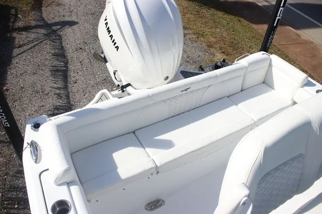 Slide: The Image of Tidewater 232 LXF 2026 - 15