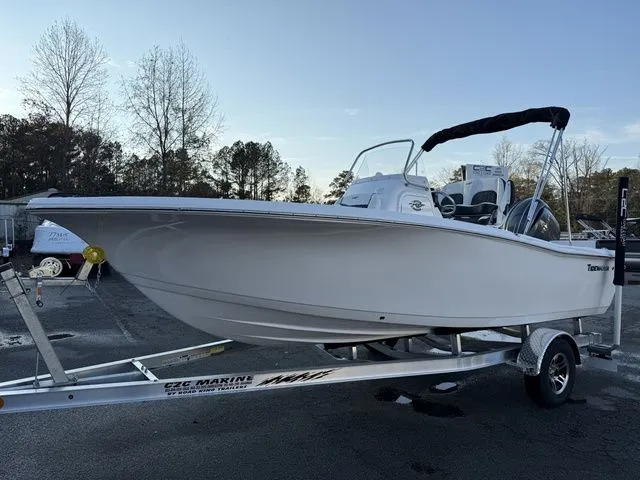 The Image of Tidewater CC Adventure 198 2026 - undefined