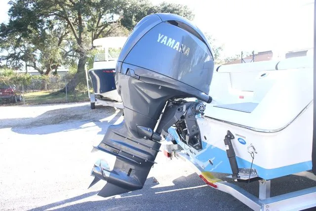 Slide: The Image of Tidewater 210 LXF 2026 - 12