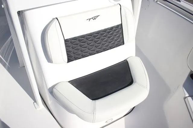 Slide: The Image of Tidewater 210 LXF 2026 - 19