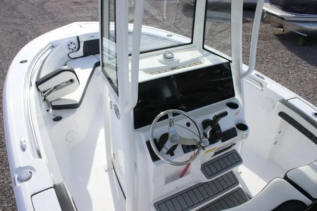 Slide: The Image of Tidewater 210 LXF 2026 - 17