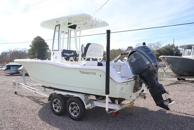 Slide: The Image of Tidewater 210 LXF 2026 - 3