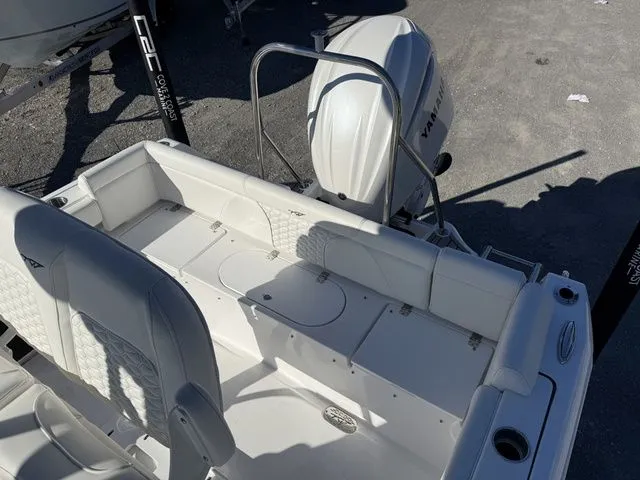 Slide: The Image of Tidewater 232 LXF 2026 - 18