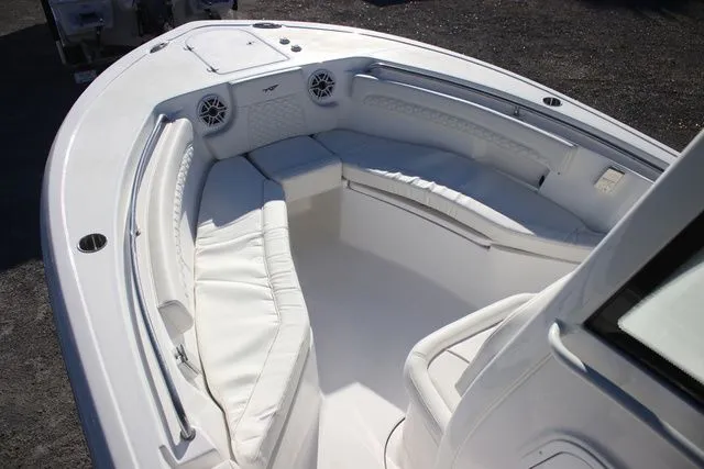 Slide: The Image of Tidewater 232 LXF 2026 - 9