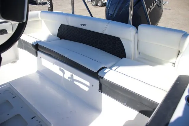 Slide: The Image of Tidewater LXF 220 2026 - 8