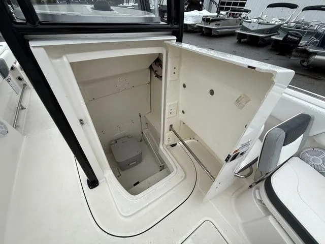 Slide: The Image of Robalo R230 Center Console 2021 - 13
