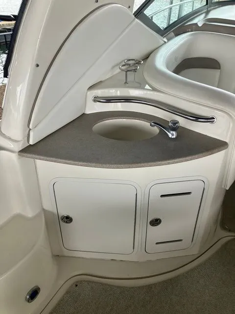 Slide: The Image of Sea Ray Sundancer 320 2004 - 12