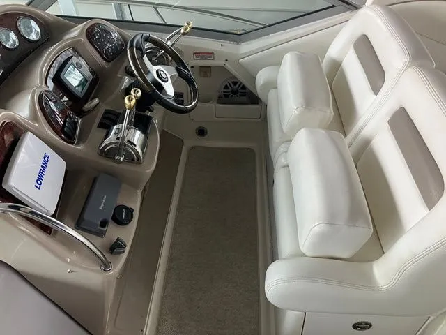 Slide: The Image of Sea Ray Sundancer 320 2004 - 14