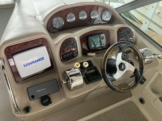 Slide: The Image of Sea Ray Sundancer 320 2004 - 15