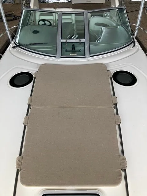 Slide: The Image of Sea Ray Sundancer 320 2004 - 25