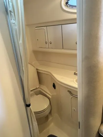 Slide: The Image of Sea Ray Sundancer 320 2004 - 38