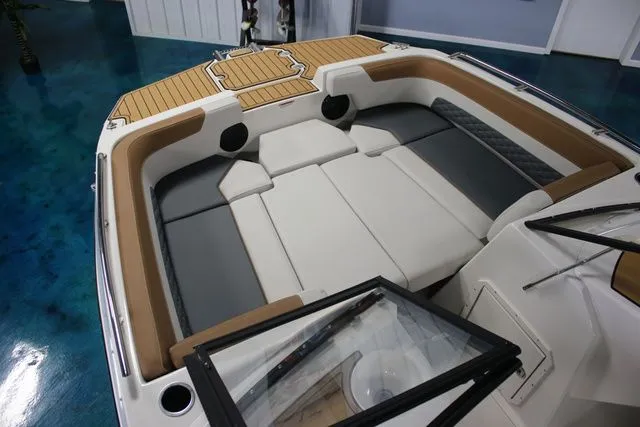 Slide: The Image of Starcraft SVX OB DC 190 2025 - 9